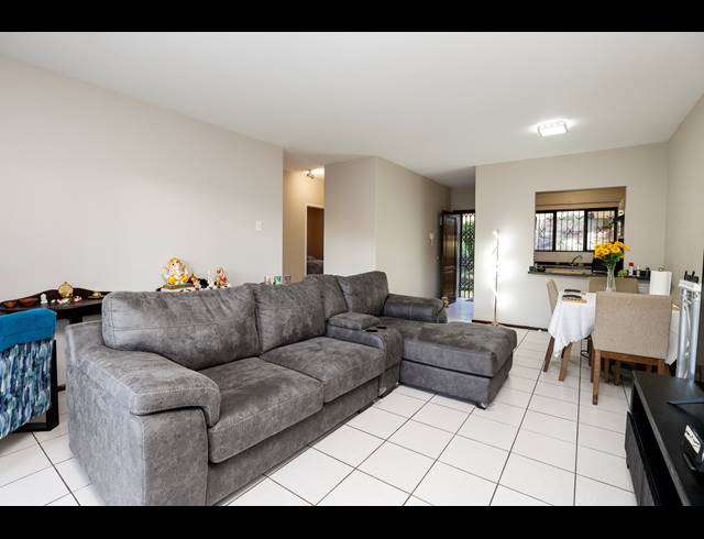 2 BEDROOM APARTMENT TO LET IN SUNNINGDALE